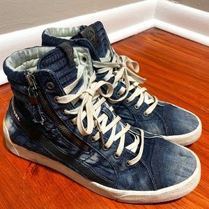 Men's D-String Plus Leather Sneakers Size 10